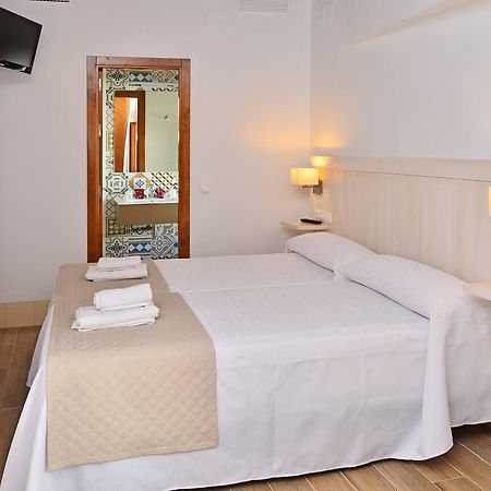 Hostal La Fonda Conil De La Frontera Phòng bức ảnh