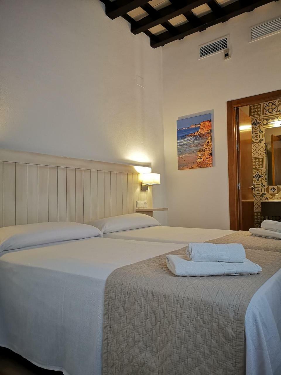 Hostal La Fonda Conil De La Frontera Ngoại thất bức ảnh